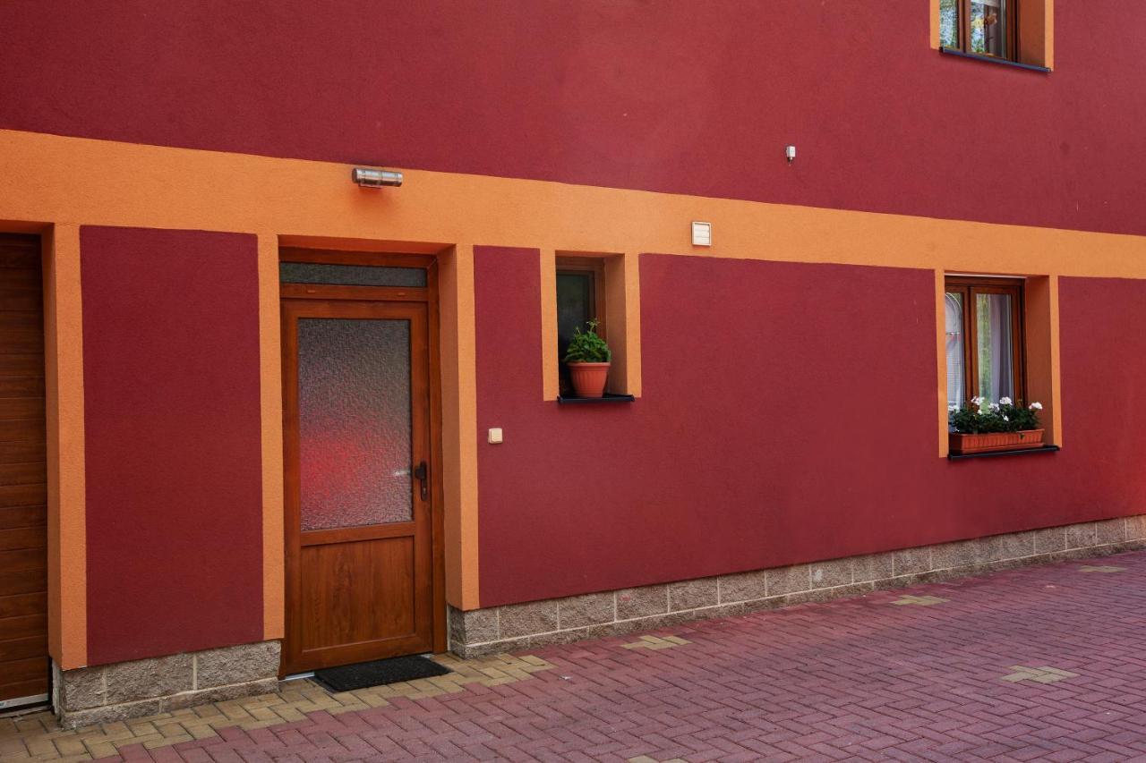 Apartmán Dominhaus Cheb Exterior foto